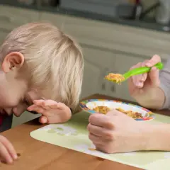 Brak apetytu u dziecka? Jakie badania wykonać i kiedy się martwić?