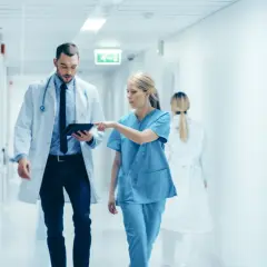 Pilnie do lekarza w niedzielę? Znajdź pomoc NFZ lub prywatnie