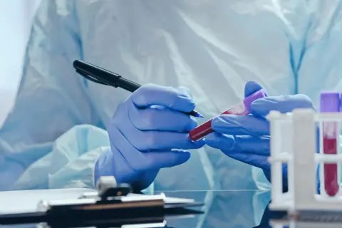 Jakie badania zleca trycholog? Pełny przewodnik przed wizytą