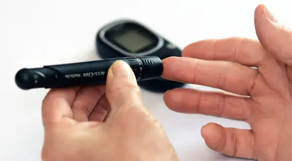 Neuropatia cukrzycowa: Kto Ci pomoże? Przewodnik po specjalistach